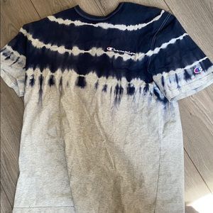 Champion t shirt